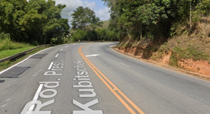 onibus-tomba-e-deixa-feridos-na-br-040-em-simao-pereira