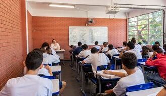 senado-aprova-plano-de-r$-4-bilhoes-para-retomada-de-obras-na-educacao-e-na-saude