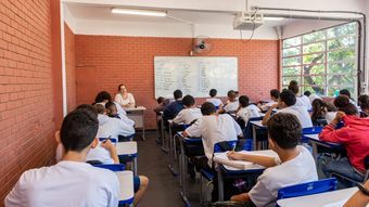 senado-aprova-plano-de-r$-4-bilhoes-para-retomada-de-obras-na-educacao-e-na-saude