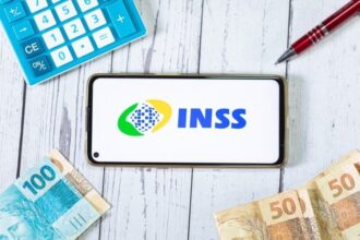 com-50-anos,-inss-pode-conceder-aposentadoria-ao-segurado?